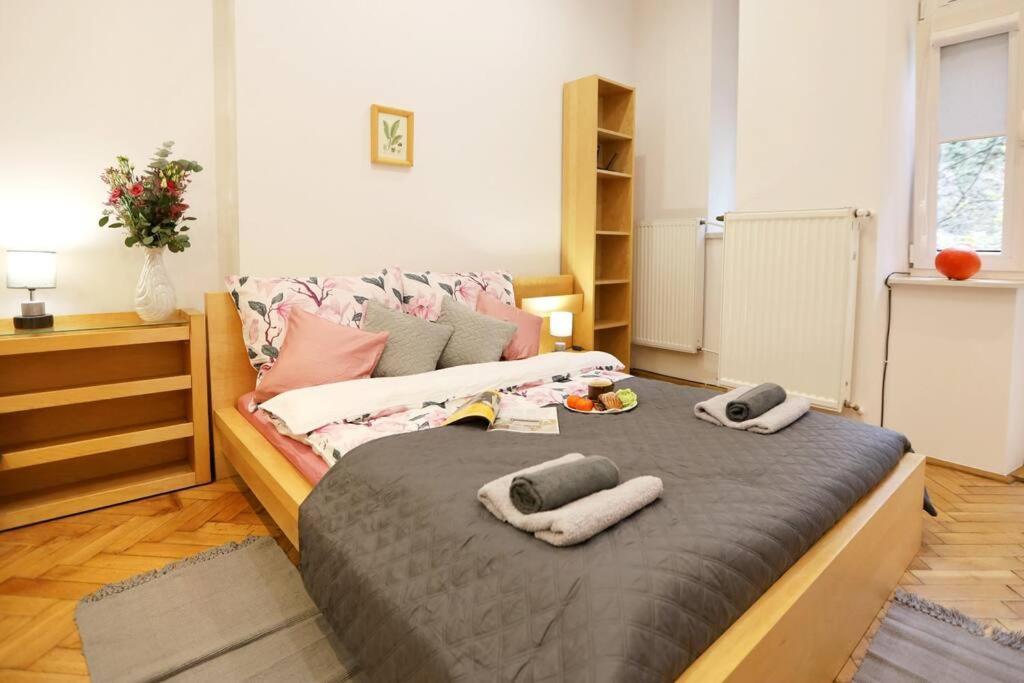 Apartment Batorego Cosy 2 *